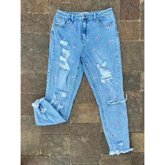 Tinseltown high rise distressed butterfly skinny jeans size 13x28 - Picture 1 of 3